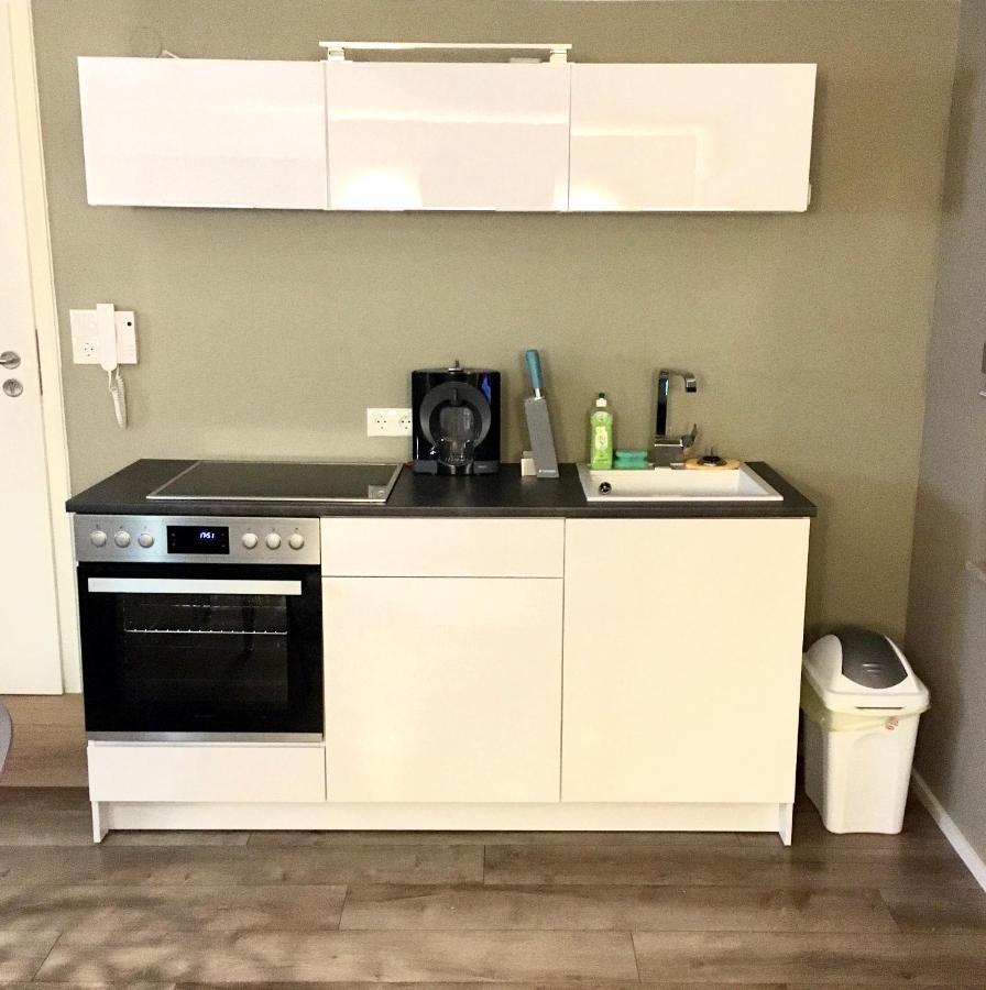 One - One Seven Apartment Кобленц Екстериор снимка